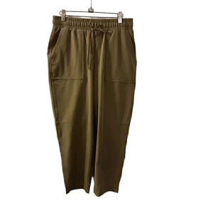 Mondetta women's pants ankle high rise tan size Medium